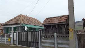 Casa de vanzare in Brosteni,     com. Pauca