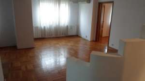 Apartament in bloc - 2 camere - zona Decebal
