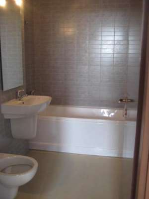 Apartament in bloc - 2 camere -  decomandat - Tei