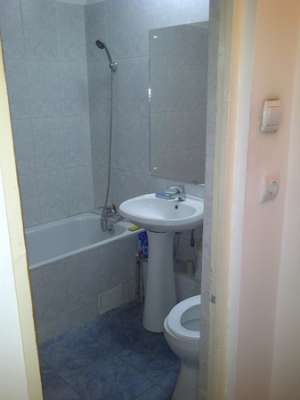 Zona 13 Septembrie-Apartament in bloc