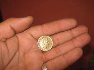 vand 2 monede de 2000 lei anul 1946