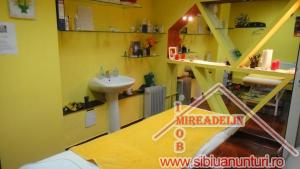INCHIRIEZ SPATIU COMERCIAL,   190 mp,   TURNISOR