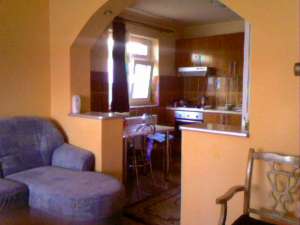 vand casa la pret mic
