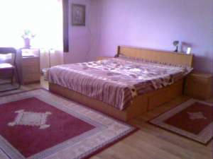 vand casa la pret mic