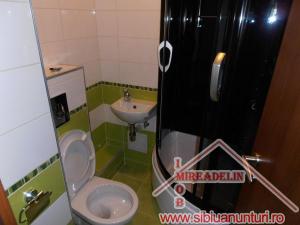 VAND APARTAMENT 4 CAMERE LUX,   ZONA MIHAI VITEAZU