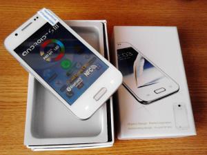 Smartphone Dualsim Android 4.0 Ecran capacitiv 4 inch