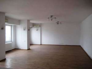 Apartament in bloc - 5 camere - Turda
