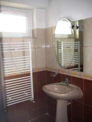 Apartament in bloc - 5 camere - Turda