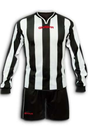 Echipament fotbal givova