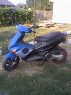 gilera runner