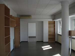 Apartament in bloc - 4 camere - zona Primaverii