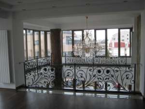 Apartament cu 5 camere - zona Nordului