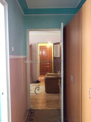 Casa Lux,   vinde apartament 3 camere,   zona Zimbru