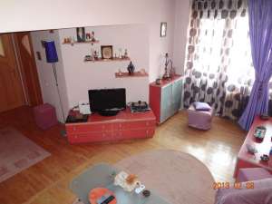 Apartament in bloc - 3 camere - zona Mihai Bravu