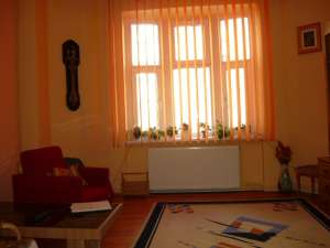 Apartament cu 4 camere - zona Armeneasca