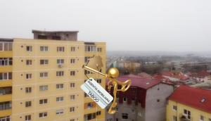 Apartament 4 camere decomandate de vanzare Zona Vasile Aaron