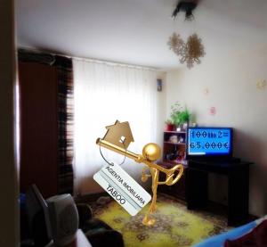 Apartament 4 camere decomandate de vanzare Zona Vasile Aaron