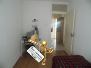 Apartament 3 camere decomandate de inchiriat zona Rahovei