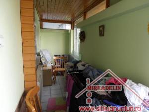INCHIRIEZ APARTAMENT 3 CAMERE,   CARTIER STRAND
