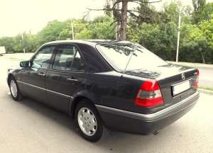Vand Mercedes C180