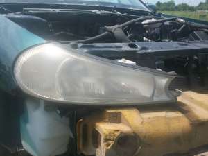 Faruri din dezmembrari pentru Ford Mondeo ani 1993-2000 (pret pe bucata) Trimit prin courier oriunde