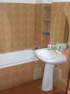 Inchiriez ap. 2 camere ulcentral Tarom