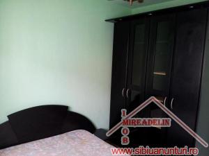 INCHIRIEZ APARTAMENT 4 CAMERE,   CALEA DUMBRAVII