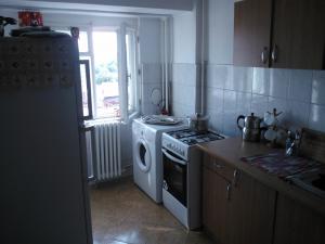 Decebal-Alba Iulia apartament  3 camere MODERN