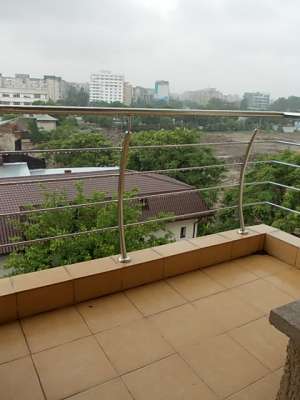 Apartament in bloc - 3 camere - zona Timpuri Noi