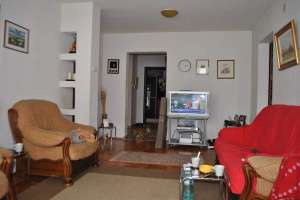Apartament in bloc - 4 camere - Tineretului