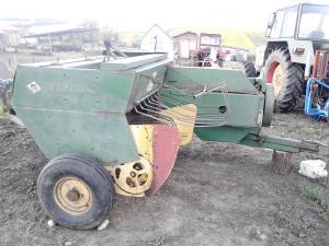 PRESA DE BALOTAT JOHN DEER 300