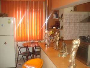 Apartament in bloc - 3 camere - Basarabia