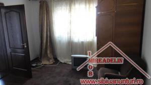 INCHIRIEZ APARTAMENT 2 CAMERE LA CASA ZONA STRAND II