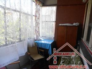 INCHIRIEZ APARTAMENT 3 CAMERE,  STRAND