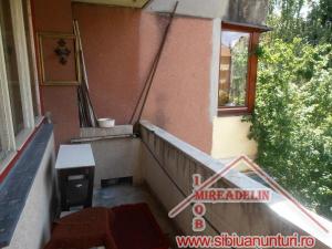 INCHIRIEZ APARTAMENT 3 CAMERE,  STRAND