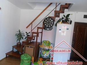 VAND APARTAMENT 3 CAMERE,   HIPODROM III