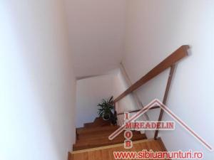 VAND APARTAMENT 3 CAMERE,   HIPODROM III