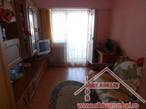 VAND APARTAMENT 5 CAMERE,   ZONA TURNISOR