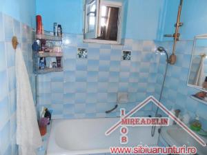 VAND APARTAMENT 5 CAMERE,   ZONA TURNISOR
