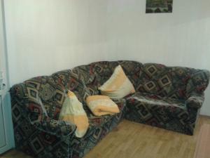 INCHIRIEZ APARTAMENT 3 CAM.