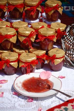 Vand Dulceata de Trandafiri Ecologica!