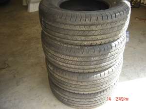 Vand 4 anvelope Michelin 265/70 R17 113H M+S,  stare foarte buna. Pret 700 ron toate cele 4 bucati, 