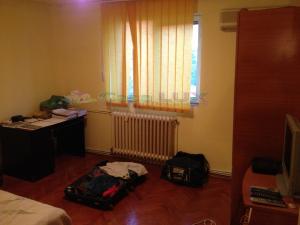 Casa Lux,   vinde apartament 2 camere,   zona centrala