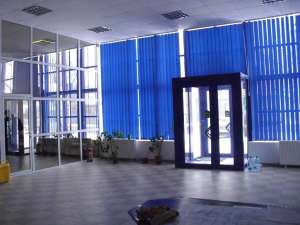 spatiu depozitare si birouri