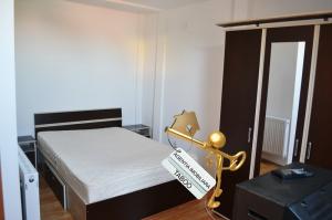 Apartament 3 camere decomandate Strand 2 bai bloc nou etaj 3