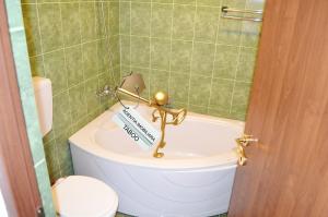 Apartament 3 camere decomandate Strand 2 bai bloc nou etaj 3