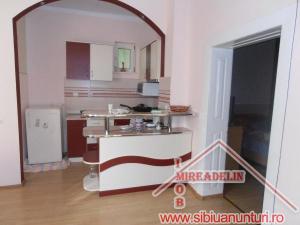 INCHIRIEZ CASA 4 CAMERE,   SINGUR IN CURTE,   CARTIER TIGLARI