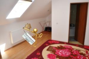 Apartament 3 camere cu 2 bai mobilat si utilat zona Alba Iulia