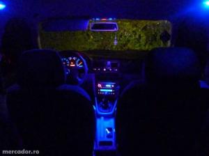 volksvagen golf 4,   motorizare 1,  6L - 16v.,   105 cp. 4+1 usi