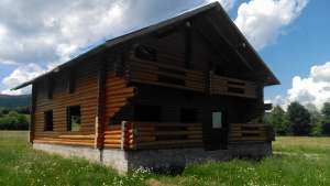 CABANA DIN BUSTENI